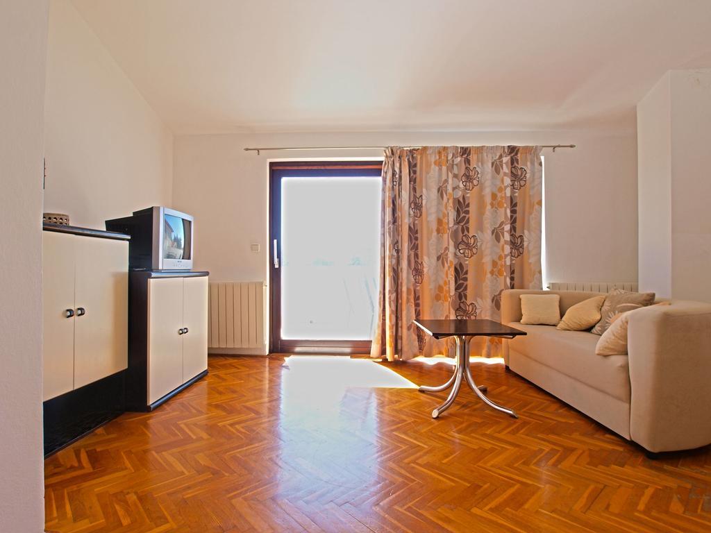 Apartments Milio 1105 Fažana Esterno foto