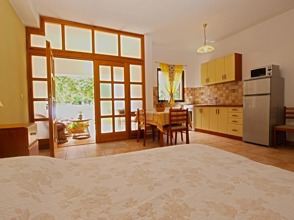 Apartments Milio 1105 Fažana Esterno foto