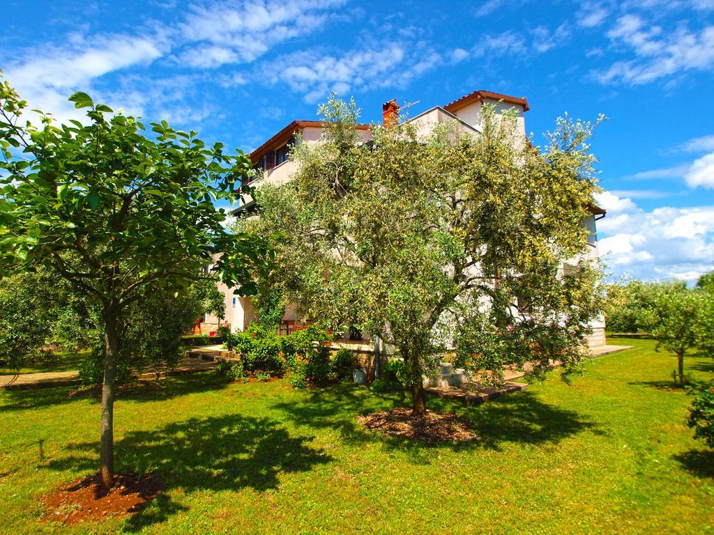 Apartments Milio 1105 Fažana Esterno foto